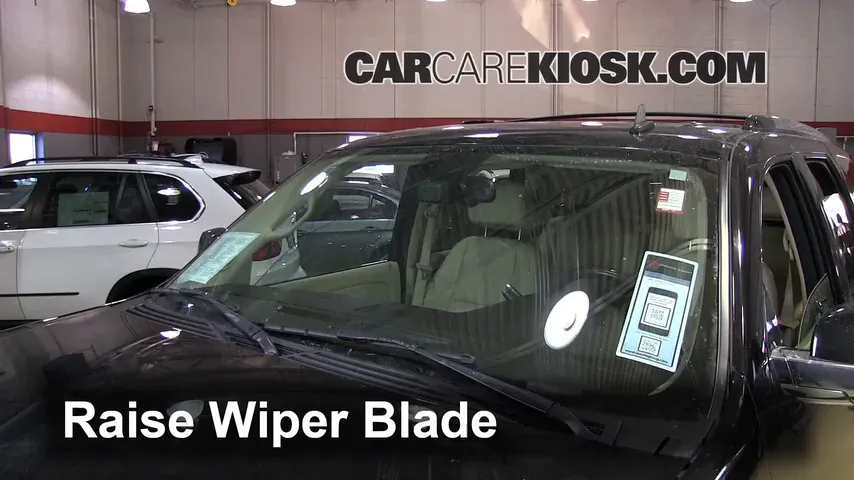 2008 Cadillac Escalade 6.2L V8 Windshield Wiper Blade (Front)